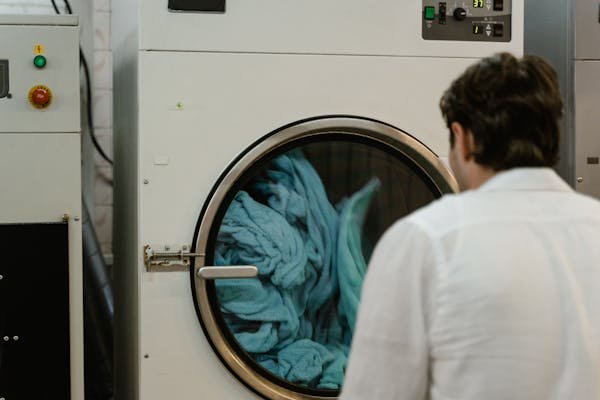 Sèche-linge pompe à chaleur ou condensation : lequel choisir ?